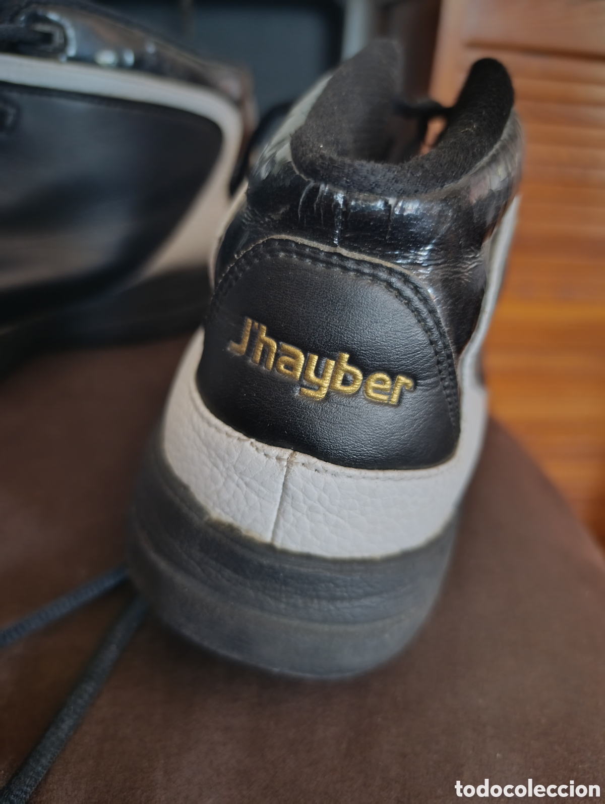 Coleccionismo deportivo: BOTAS BASKET JHAYBER N&deg;44,RARAS - Foto 2