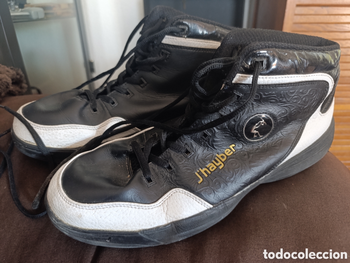 Coleccionismo deportivo: BOTAS BASKET JHAYBER N&deg;44,RARAS - Foto 1
