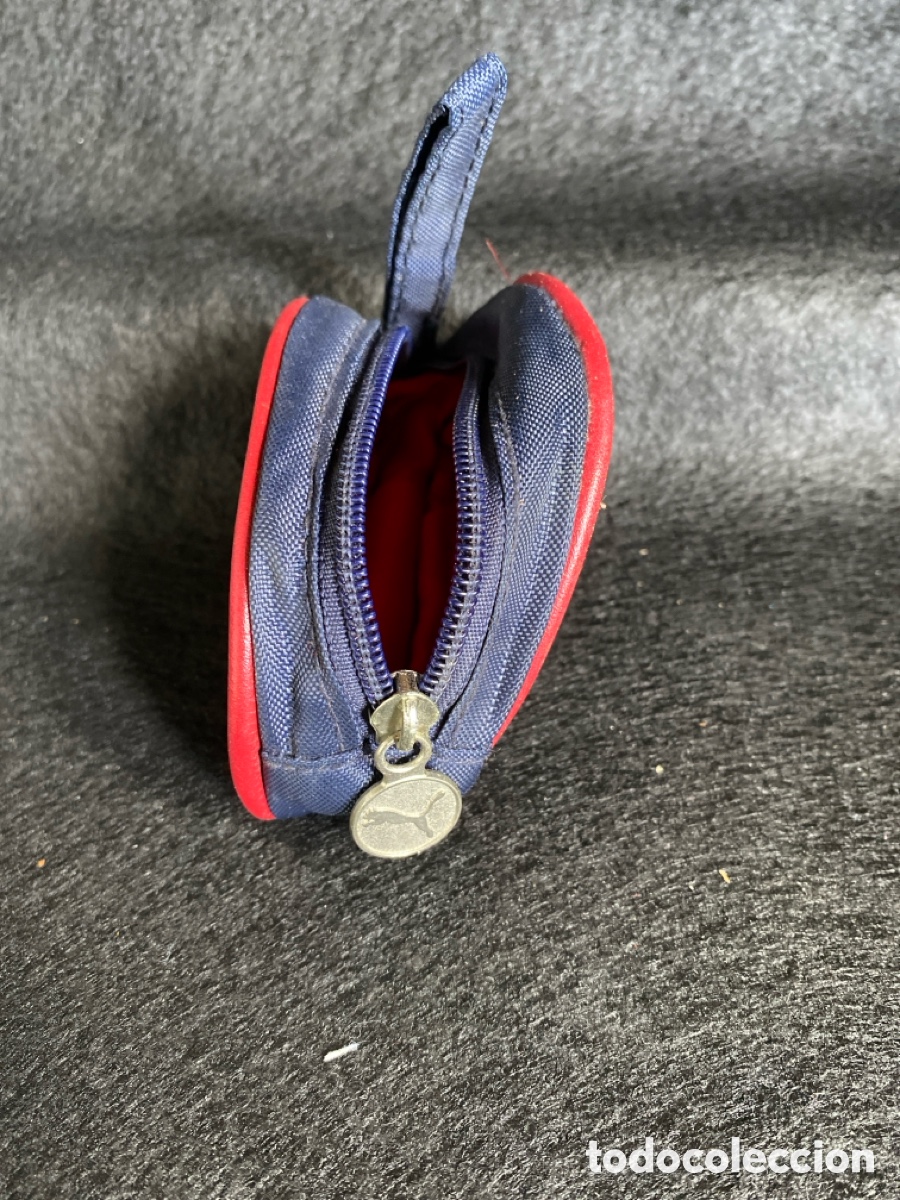 Coleccionismo deportivo: Portamonedas de puma oficial - Foto 3