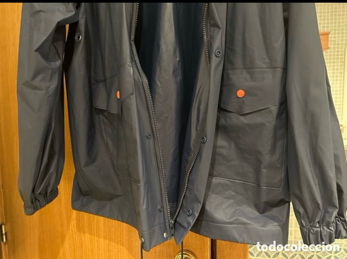 Coleccionismo deportivo: CHAQUETA DEL BAR&Ccedil;A IMPERMEABLE CON CAPUCHA ESTRENA - Foto 5