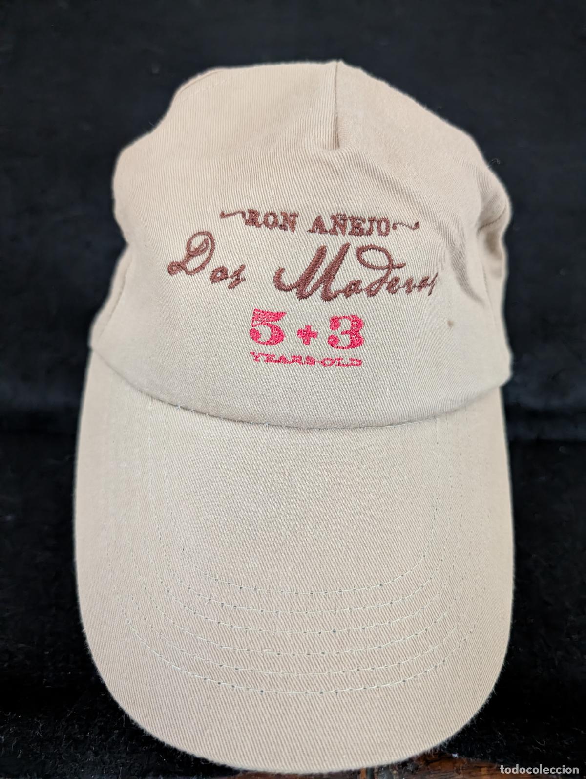 Coleccionismo deportivo: GORRA DE LA MARCA DE RON &rdquo;DOS MADERAS&rdquo;. MUT BONITA. - Foto 1