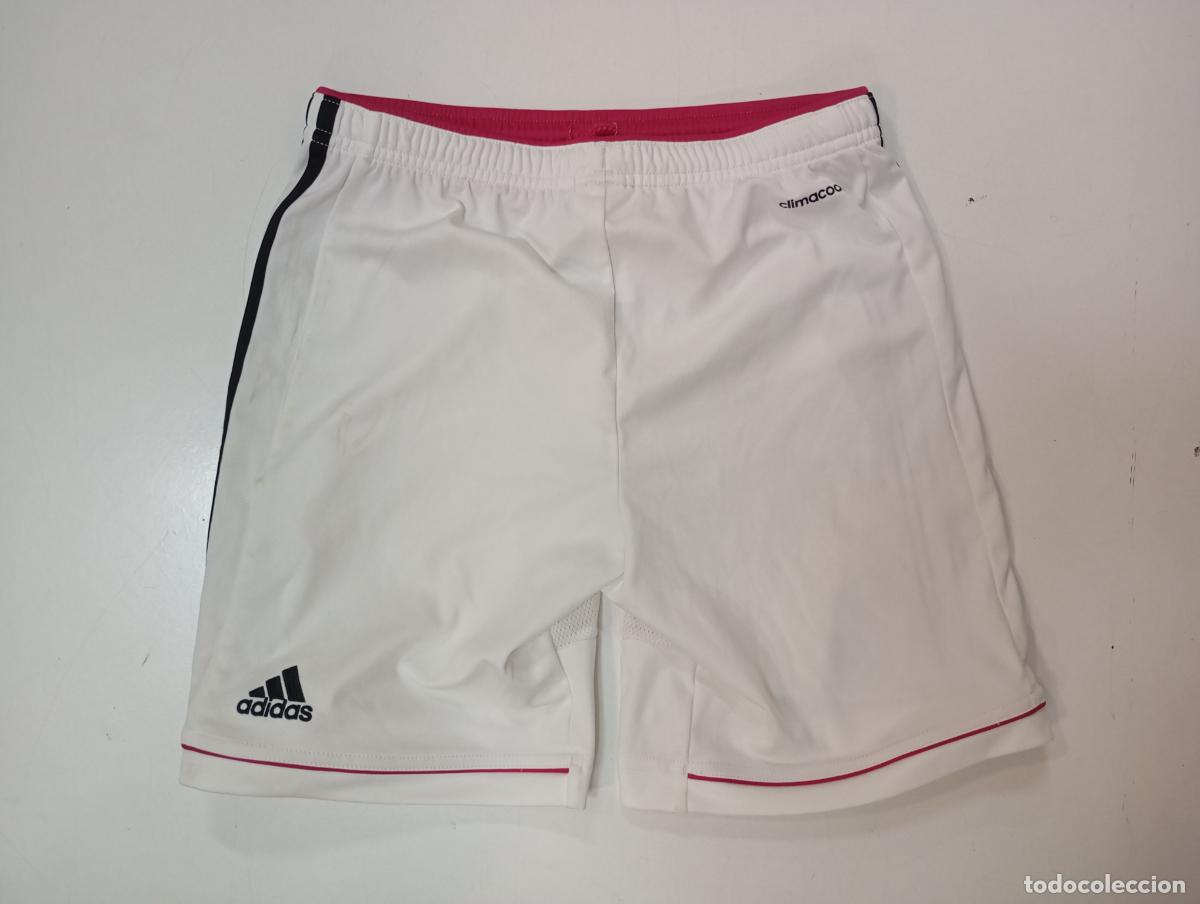Coleccionismo deportivo: PANTAL&Oacute;N CORTO BERMUDAS DEL REAL MADRID. TALLA PEQUE&Ntilde;A. TDKDEP35 - Foto 2