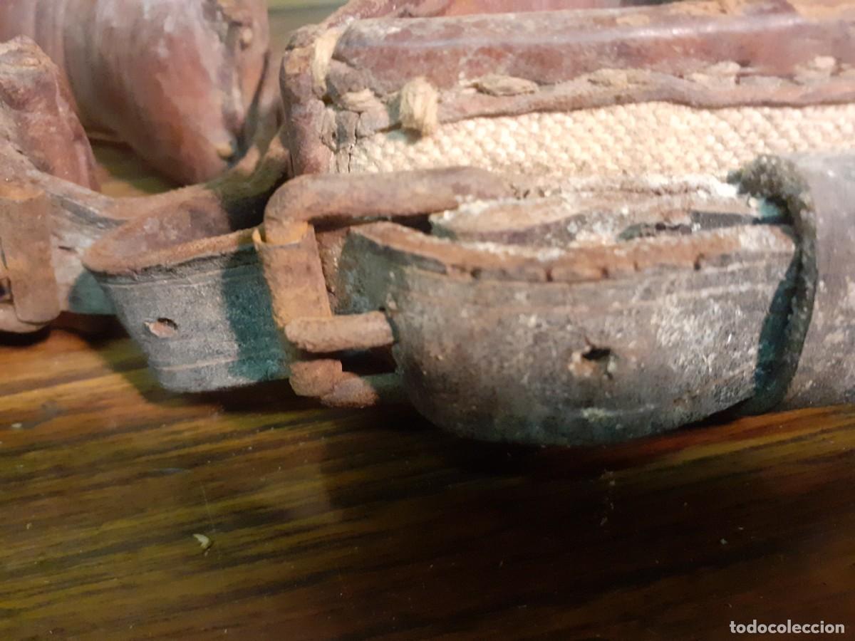 Coleccionismo deportivo: Antiguas rodilleras de hockey - Foto 4