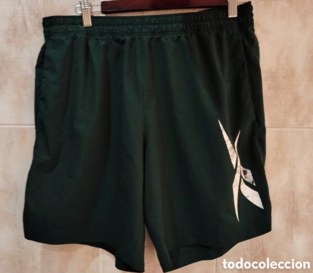 Coleccionismo deportivo: Pantal&oacute;n de deportes Reebok. Verde. - Foto 1