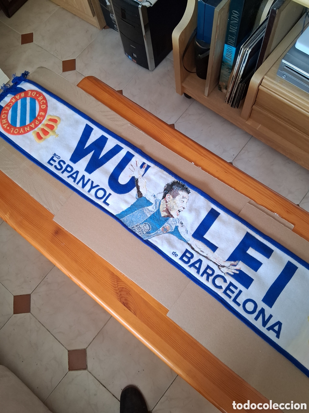 Coleccionismo deportivo: RCD ESPANYOL . WU LEI. BUFANDA. - Foto 1