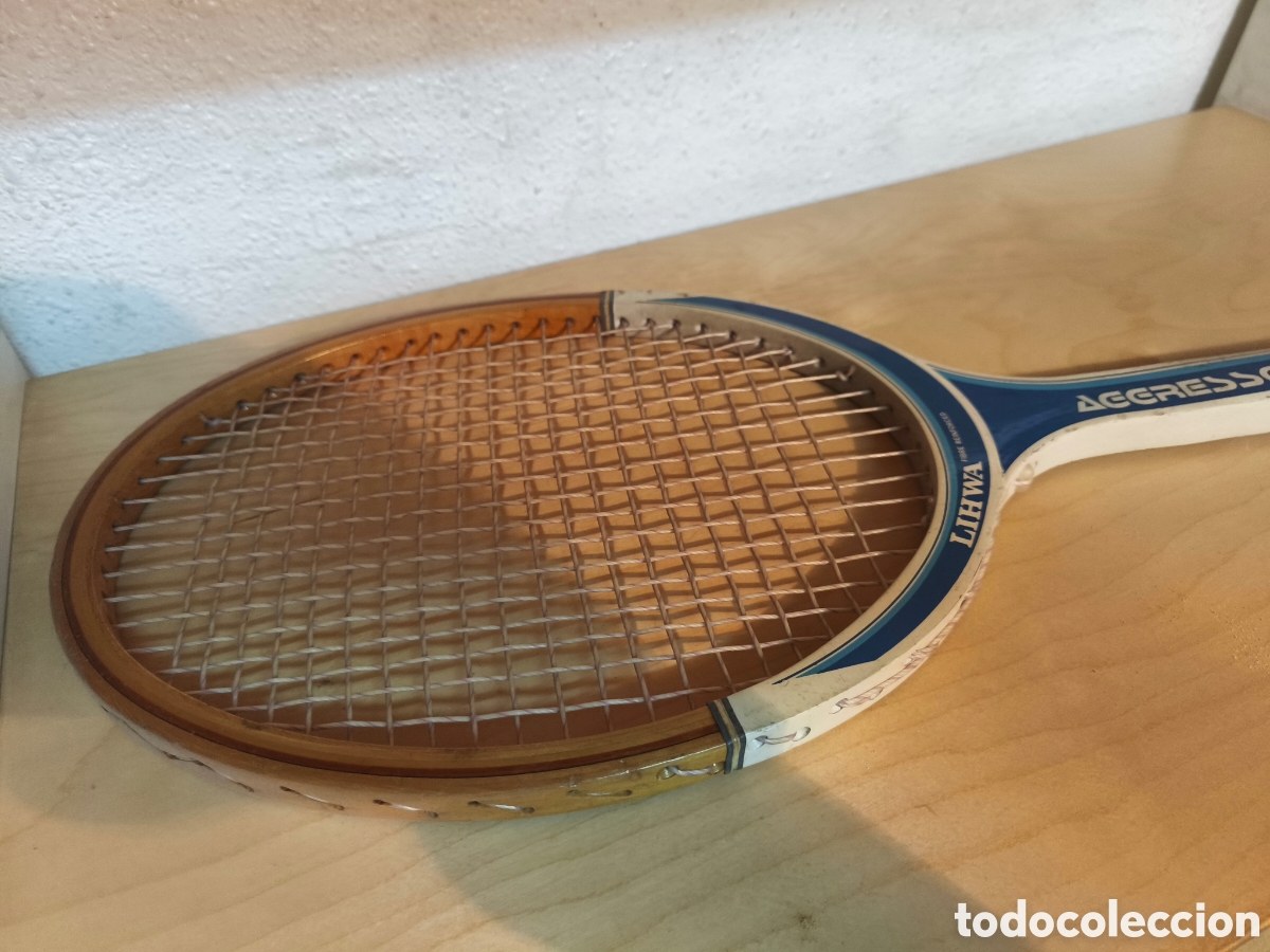 Coleccionismo deportivo: ANTIGUA RAQUETA DE MADERA MARCA AGGRESSOR LIHWA - Foto 1