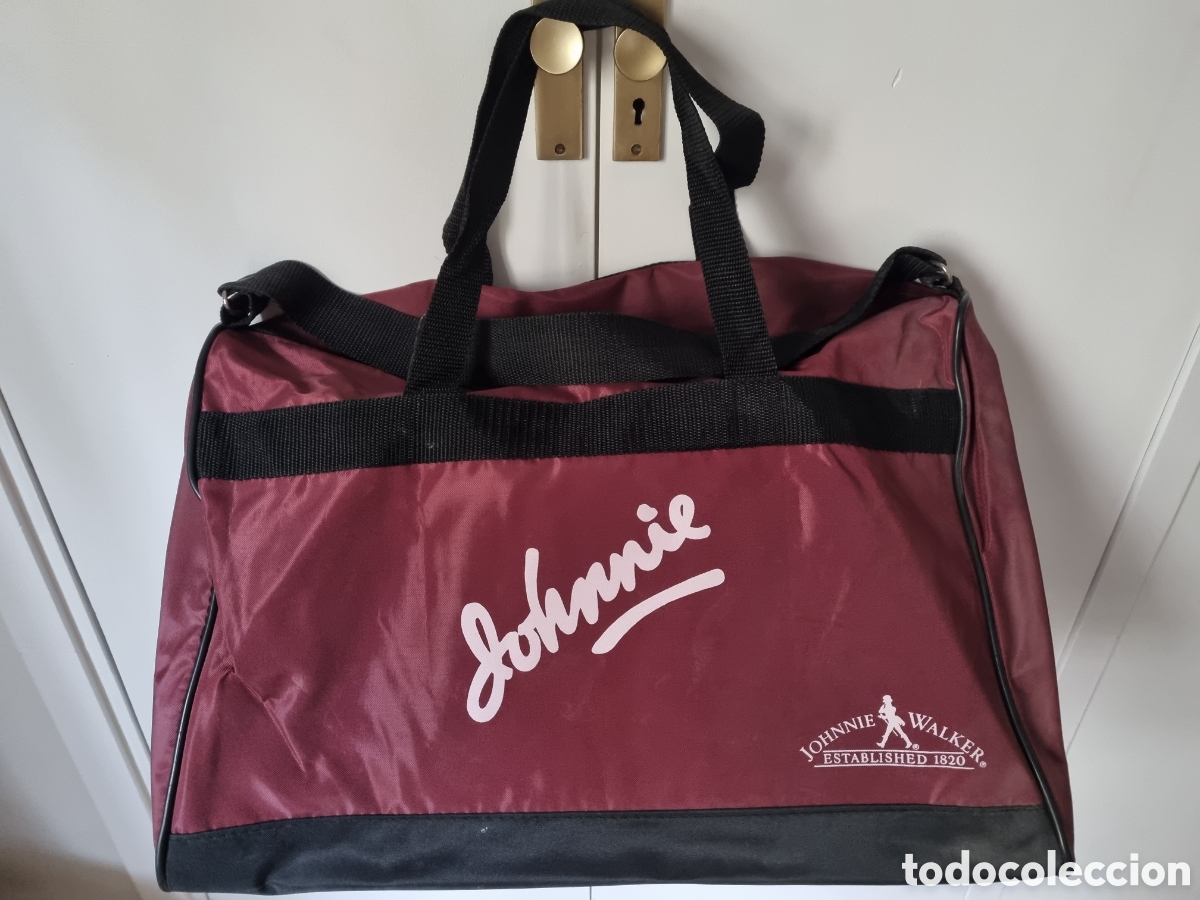Coleccionismo deportivo: Bolsa de viaje o deporte. Firma Johnnie Walker. Tipo mano o bandolera. Nueva. Oportunidad!