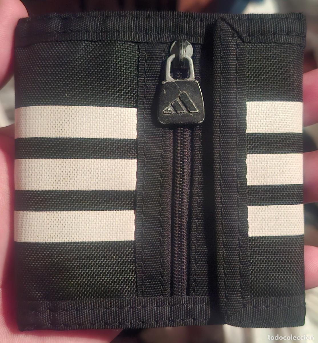 Coleccionismo deportivo: Cartera Adidas real madrid - Foto 2