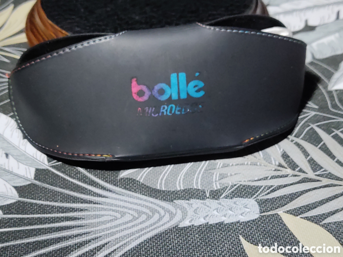 Coleccionismo deportivo: Funda de gafas boll&eacute; Microedge. - Foto 1