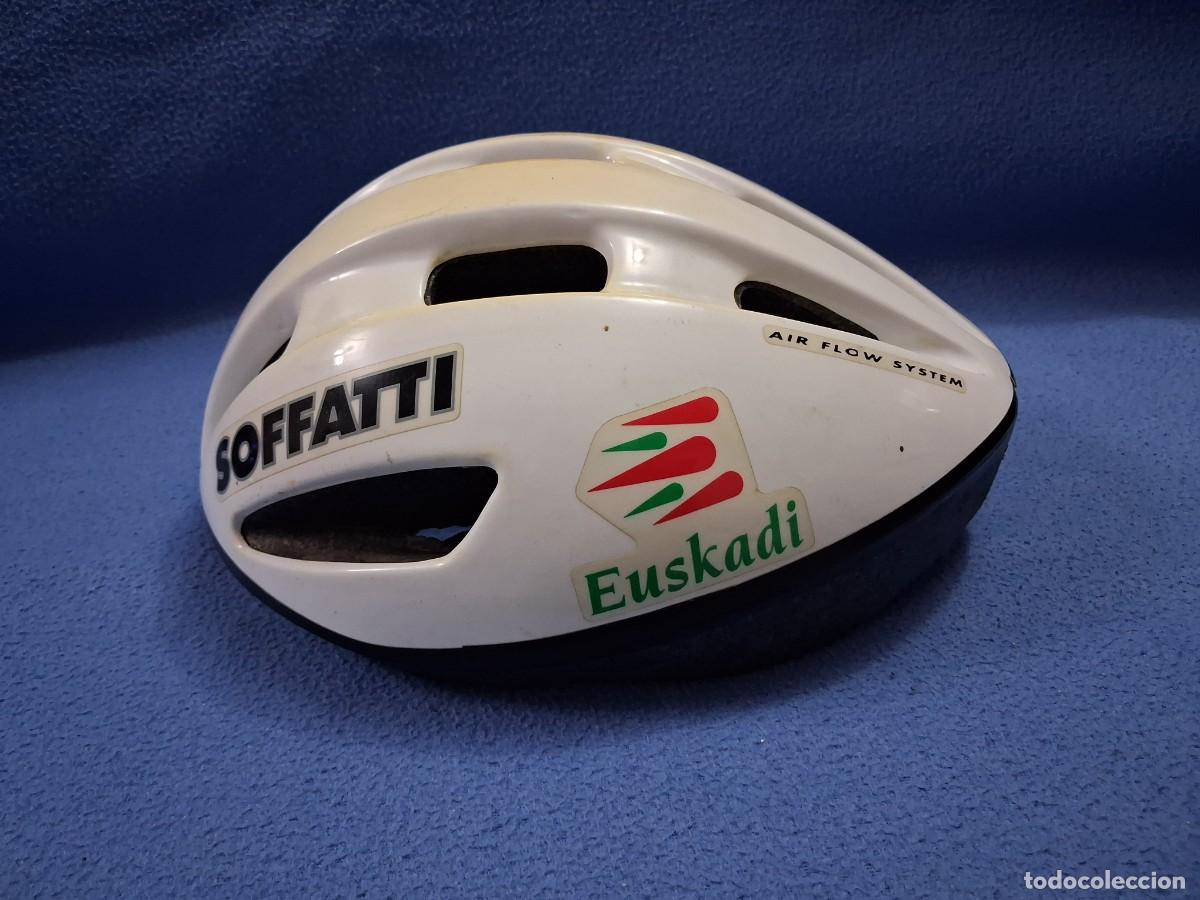 Coleccionismo deportivo: CASCO 1&deg; EPOCA EQUIPO EUSKADI CICLISMO ORIGINAL. - Foto 3