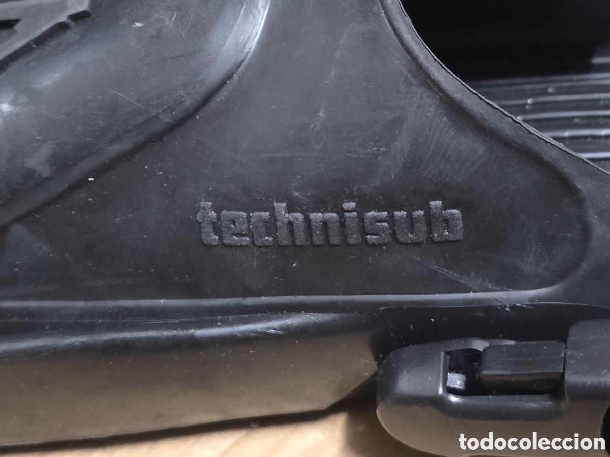 Coleccionismo deportivo: Aletas buceo IDEA 3 Technisub con bolsa - Foto 14