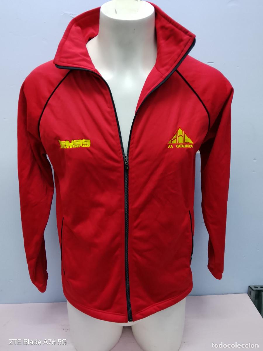Coleccionismo deportivo: Atletismo Catalunya chaqueta athletics jacket S 57cts