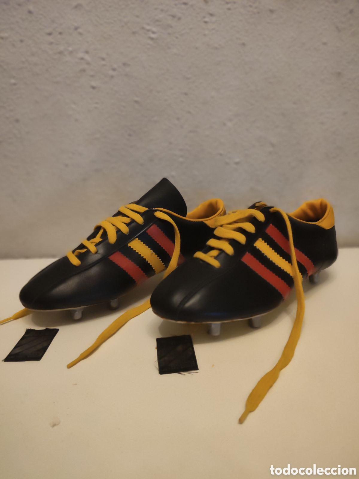 Coleccionismo deportivo: BOTAS DE FUTBOL TALLA PEQUE&Ntilde;A99 JUVENIL