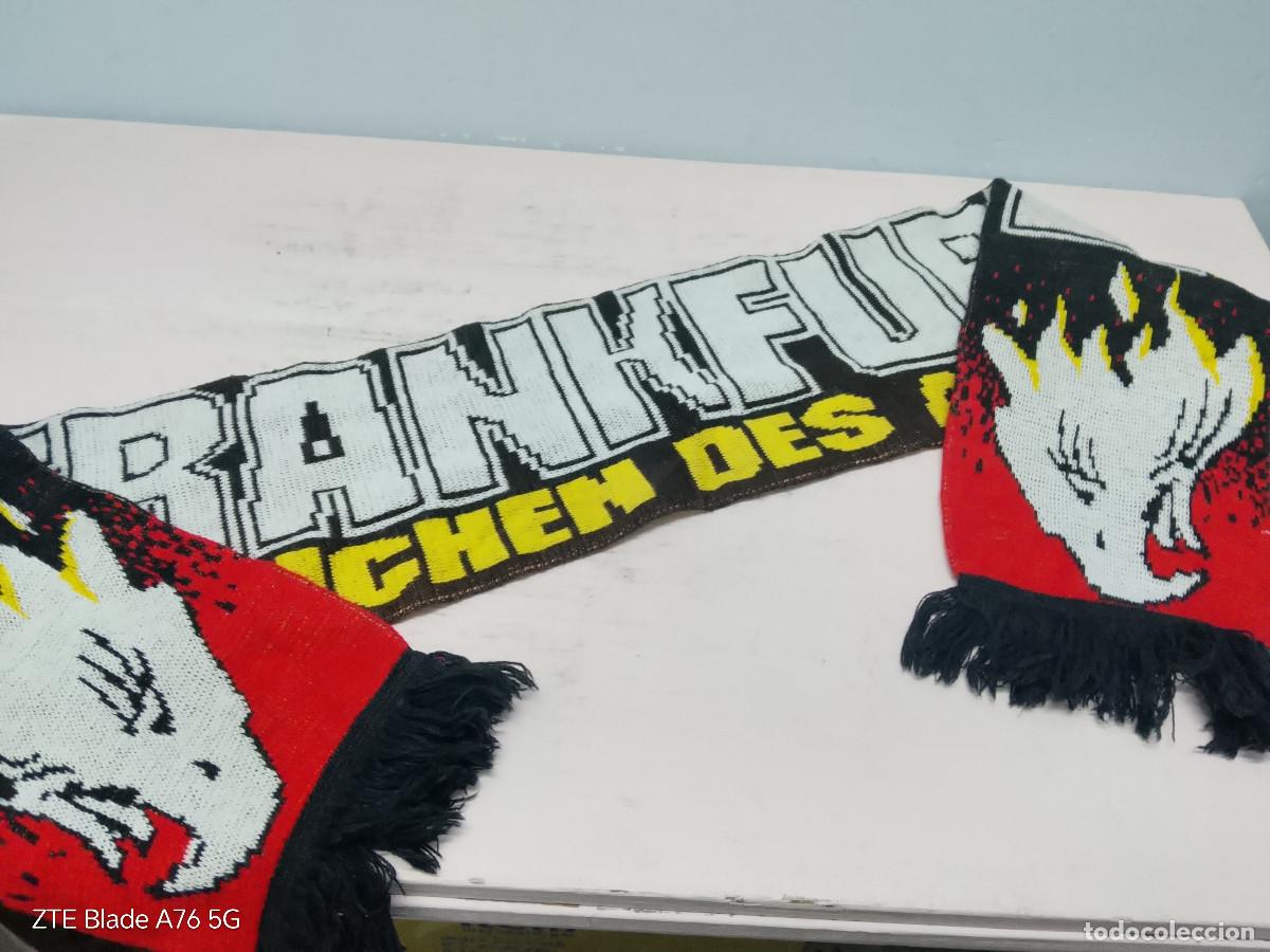 Collectionnisme sportif: Eintracht Frankfurt scarf football futbol football germany