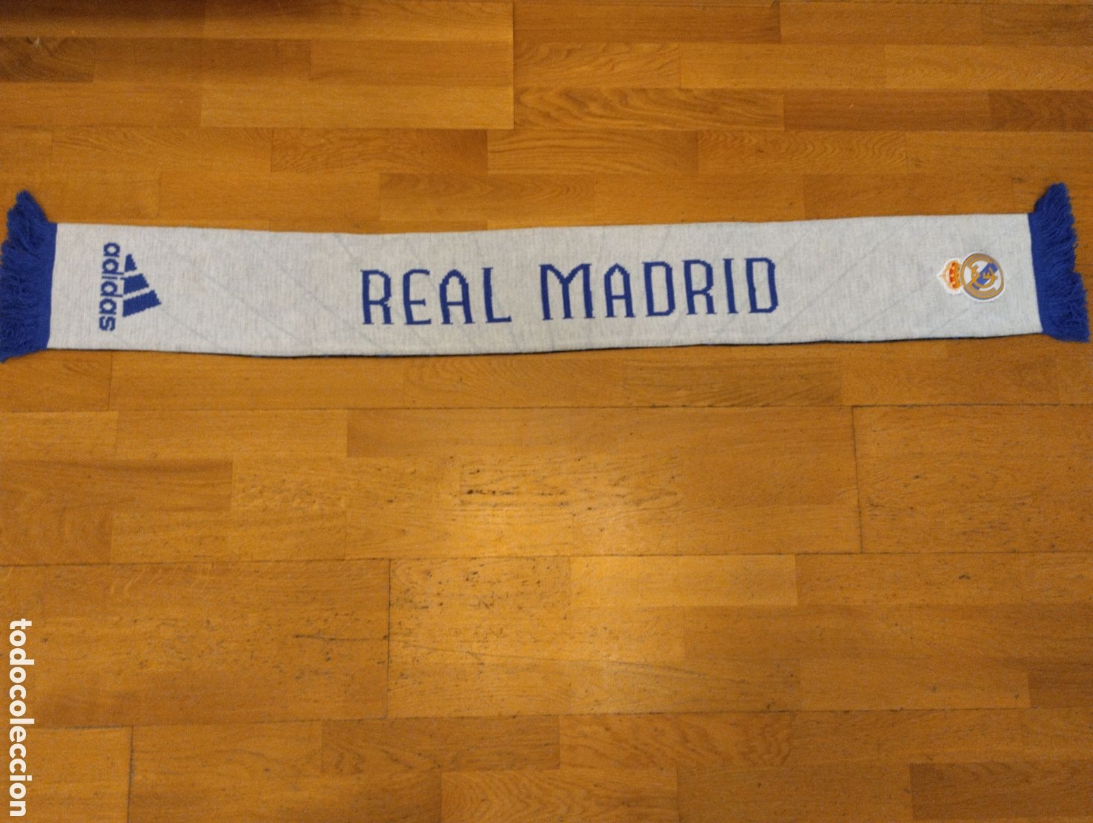 Coleccionismo deportivo: Bufanda futbol Real Madrid - Foto 1