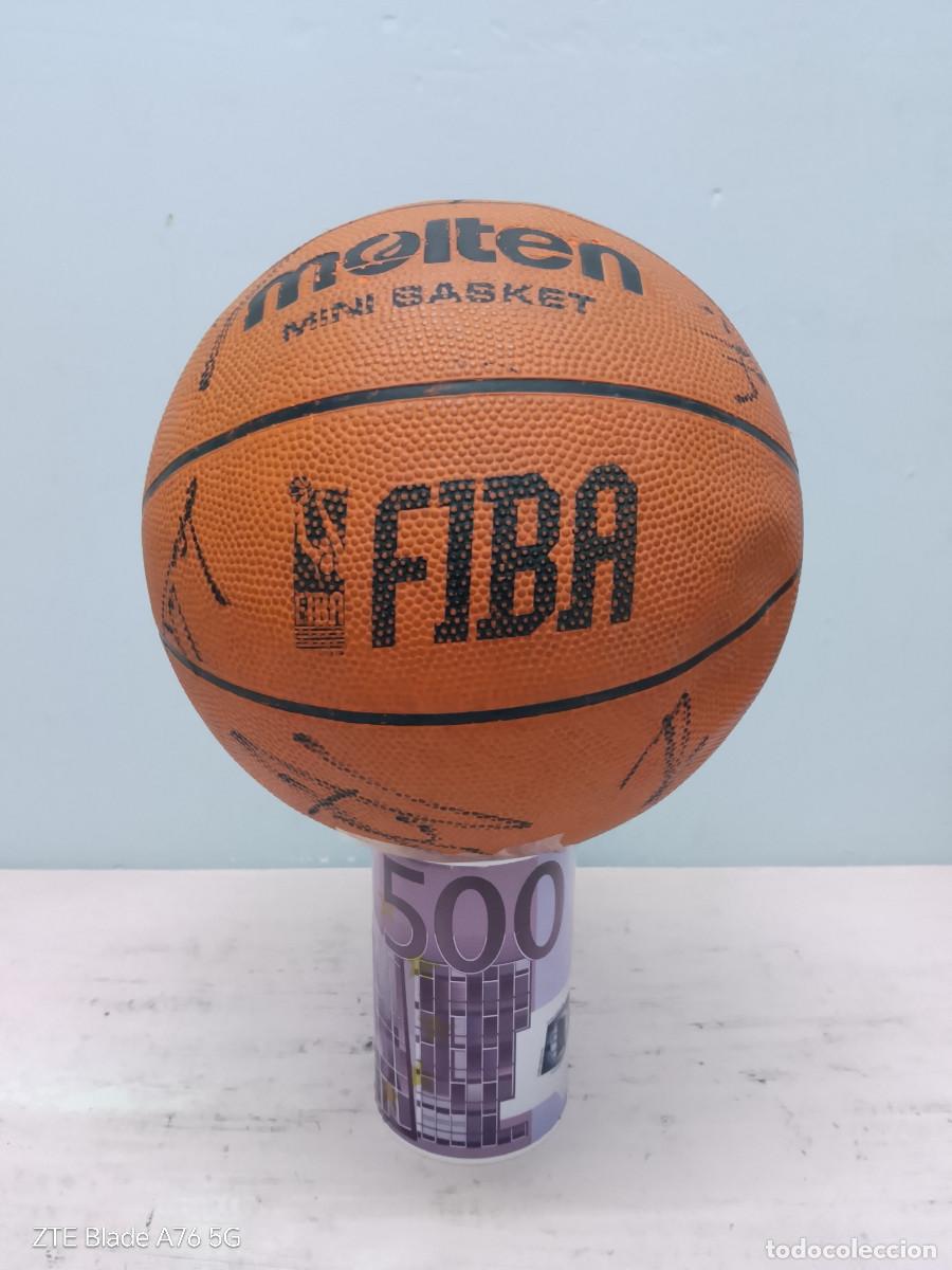 Coleccionismo deportivo: Signed Basketball basquet ACB Ball Basketball firmada pelota balon ball (pinchada)