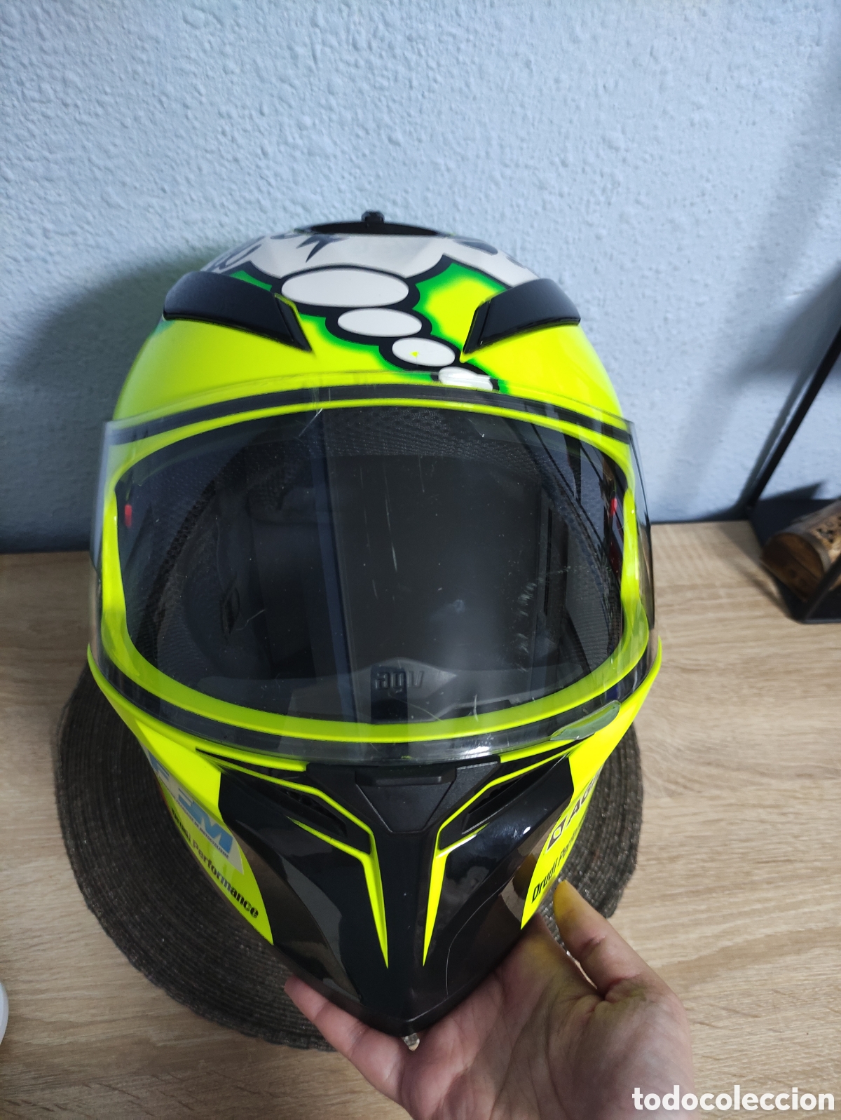 Coleccionismo deportivo: Casco moto r&eacute;plica Valentino Rossi - Foto 6