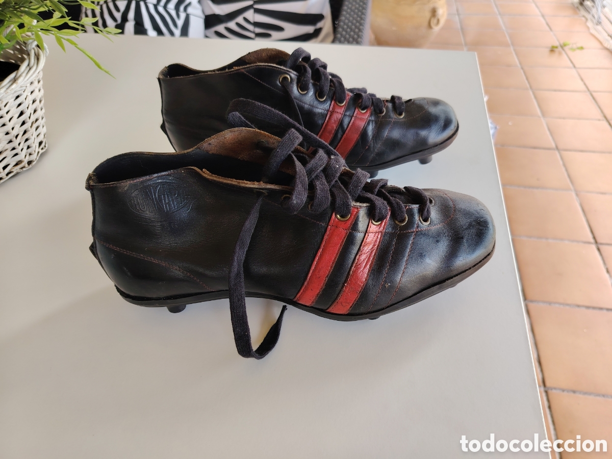 Coleccionismo deportivo: Botas &uacute;nicas vintage Hungaria 366