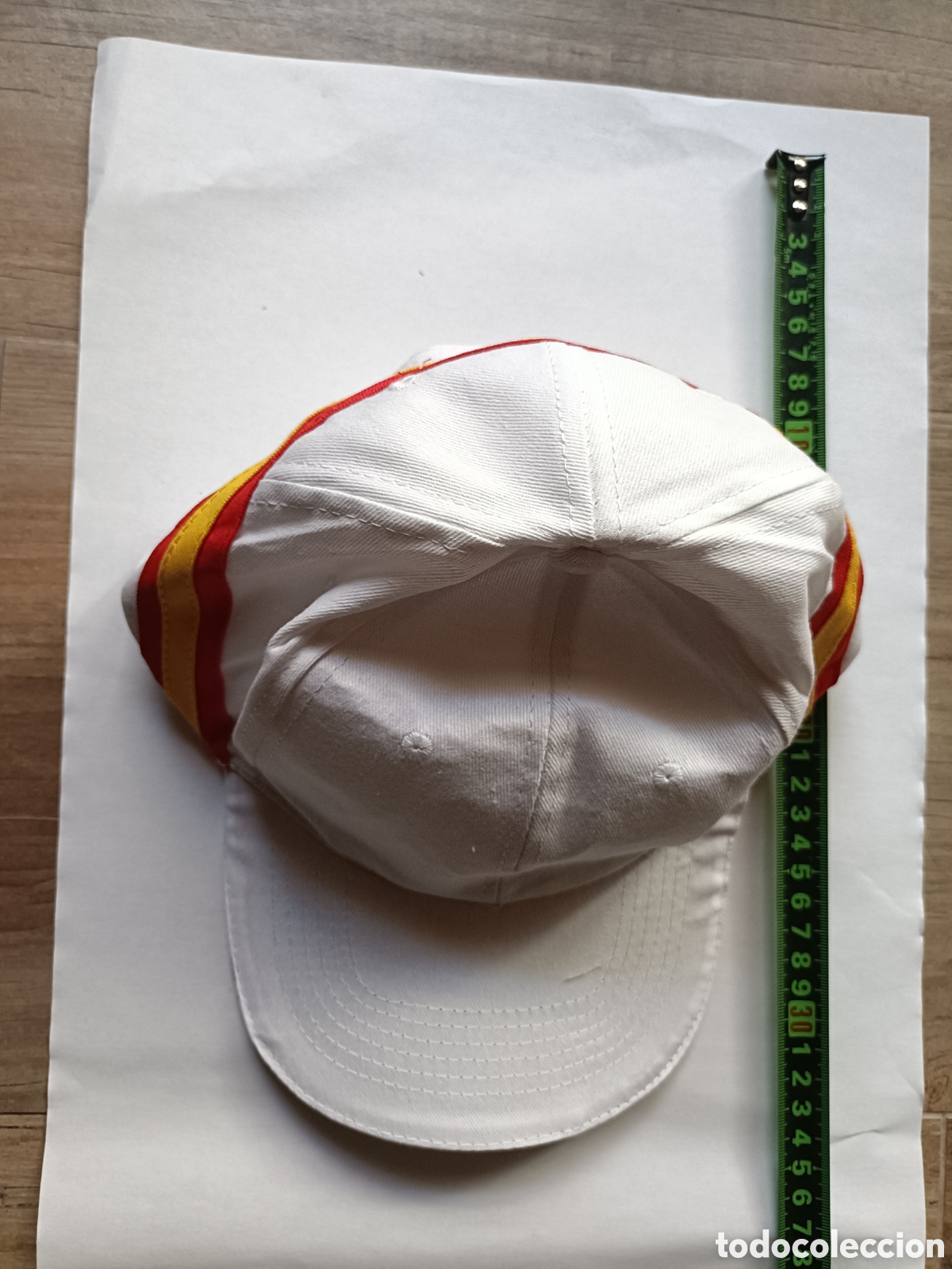 Coleccionismo deportivo: Gorra Espa&ntilde;a blanca, perfecta