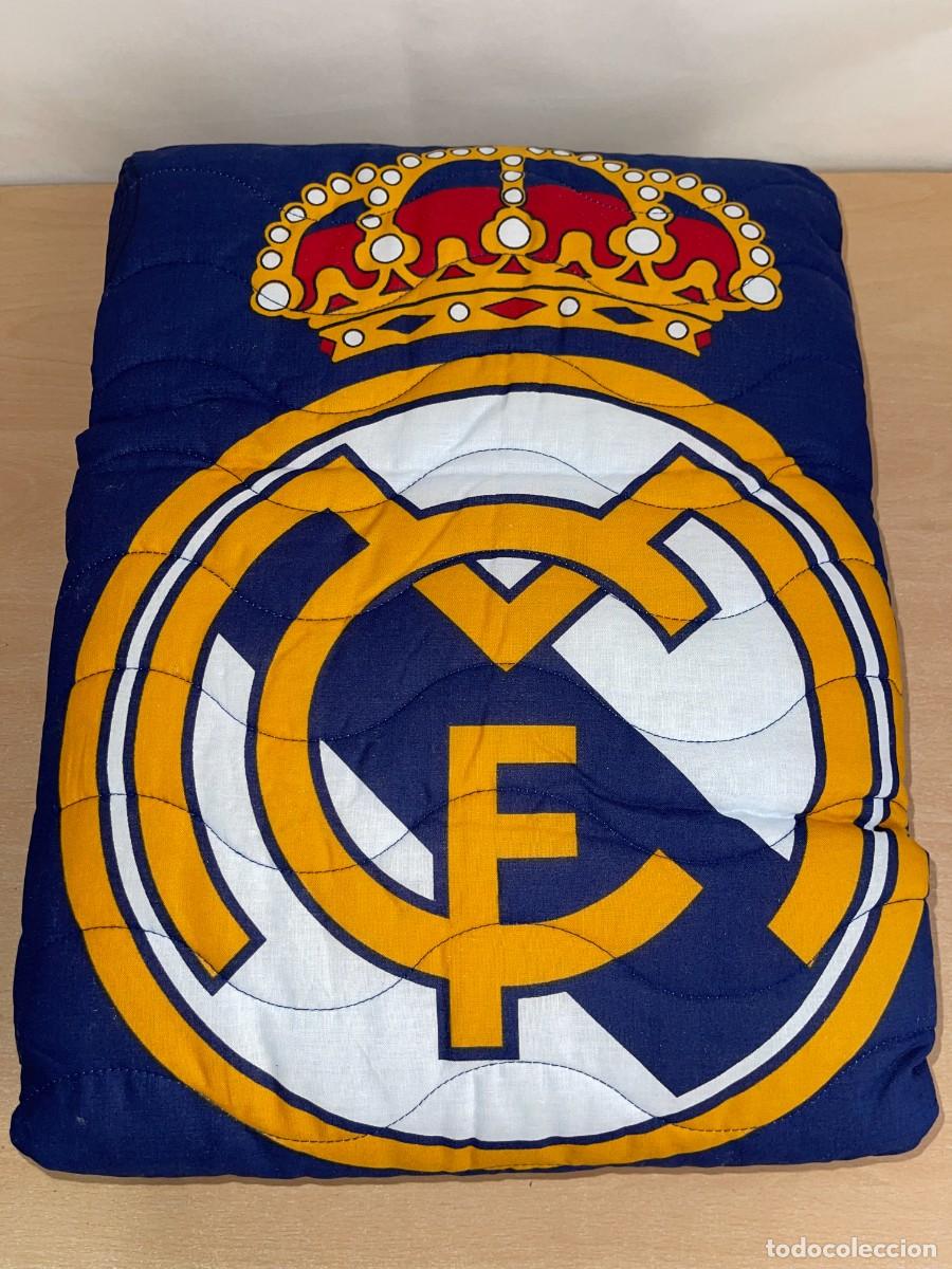 Coleccionismo deportivo: REAL MADRID Edred&oacute;n colcha con Escudo Real Madrid para cama 90 cm. 170x220 cm. RM bernab&eacute;u