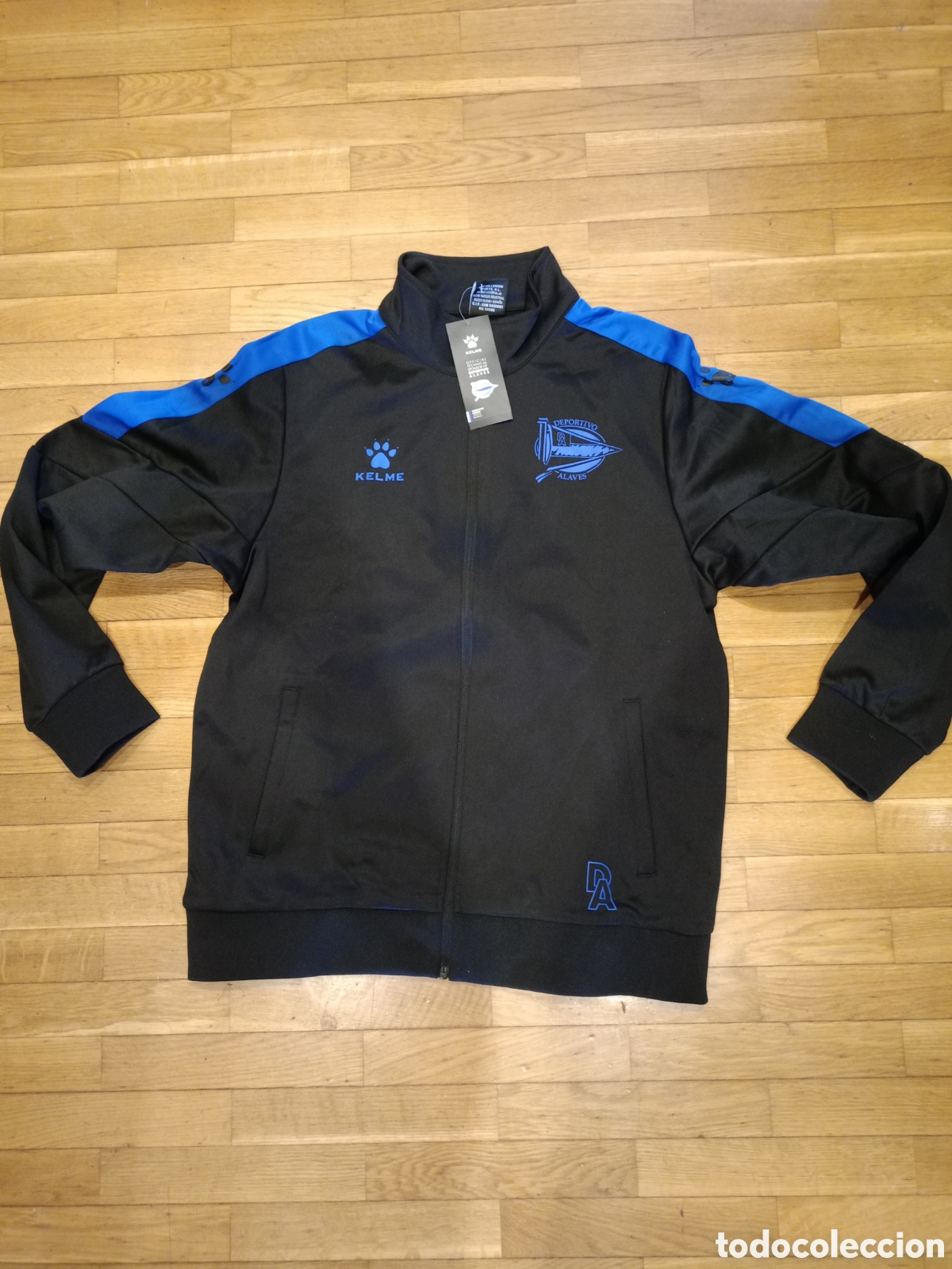 Coleccionismo deportivo: Chaqueta de ch&aacute;ndal Deportivo alav&eacute;s