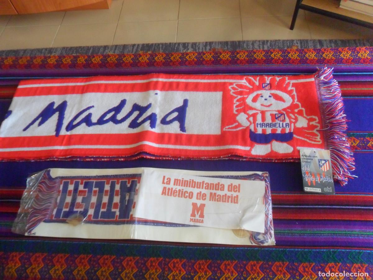 Coleccionismo deportivo: ATL&Eacute;TICO DE MADRID BUFANDA SCARF CON LICENCIA OFICIAL SIN USO Y MINIBUFANDA MARCA PRECINTADA DE LUJO