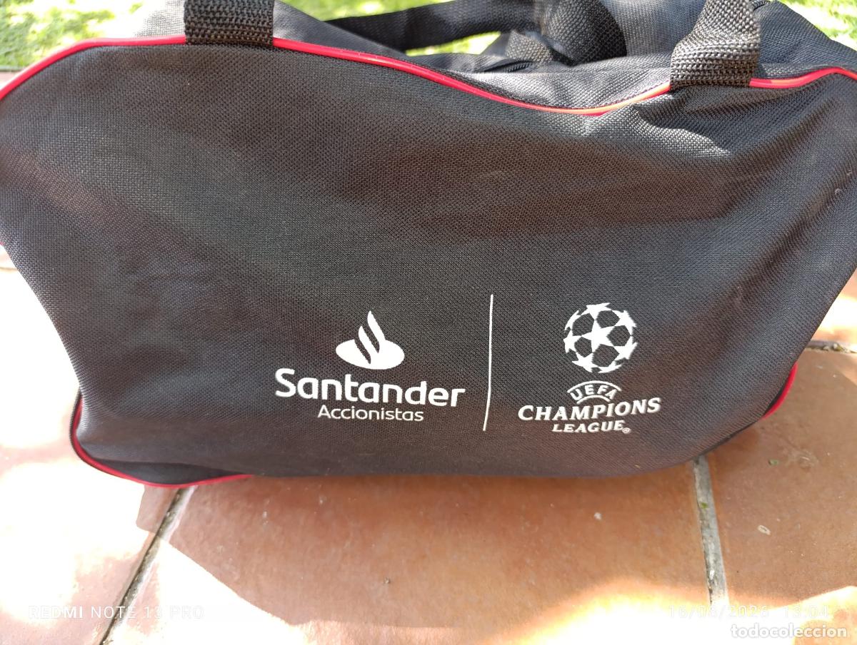 Coleccionismo deportivo: BOLSO BANCO DE SANTANDER CHAMPIONS LEAGUE. - Foto 1