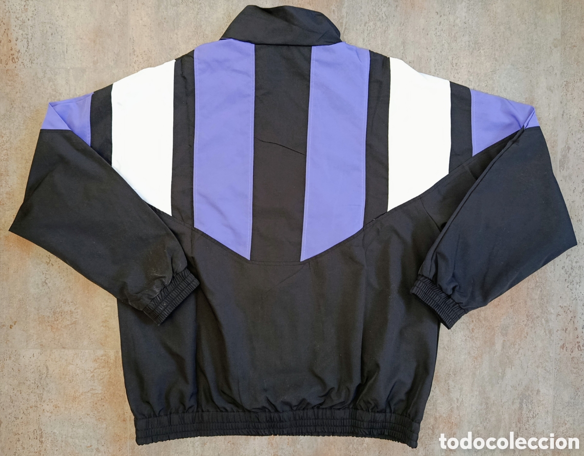 Coleccionismo deportivo: Chaqueta Real Madrid 2026-2027 - Foto 3