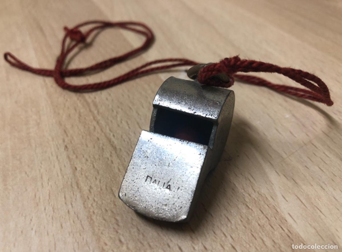 Coleccionismo deportivo: ANTIG&Uuml;O SILB&Aacute;TO DE &Aacute;RBITRO ORIGINAL MARCA D&Aacute;LIA - Foto 4