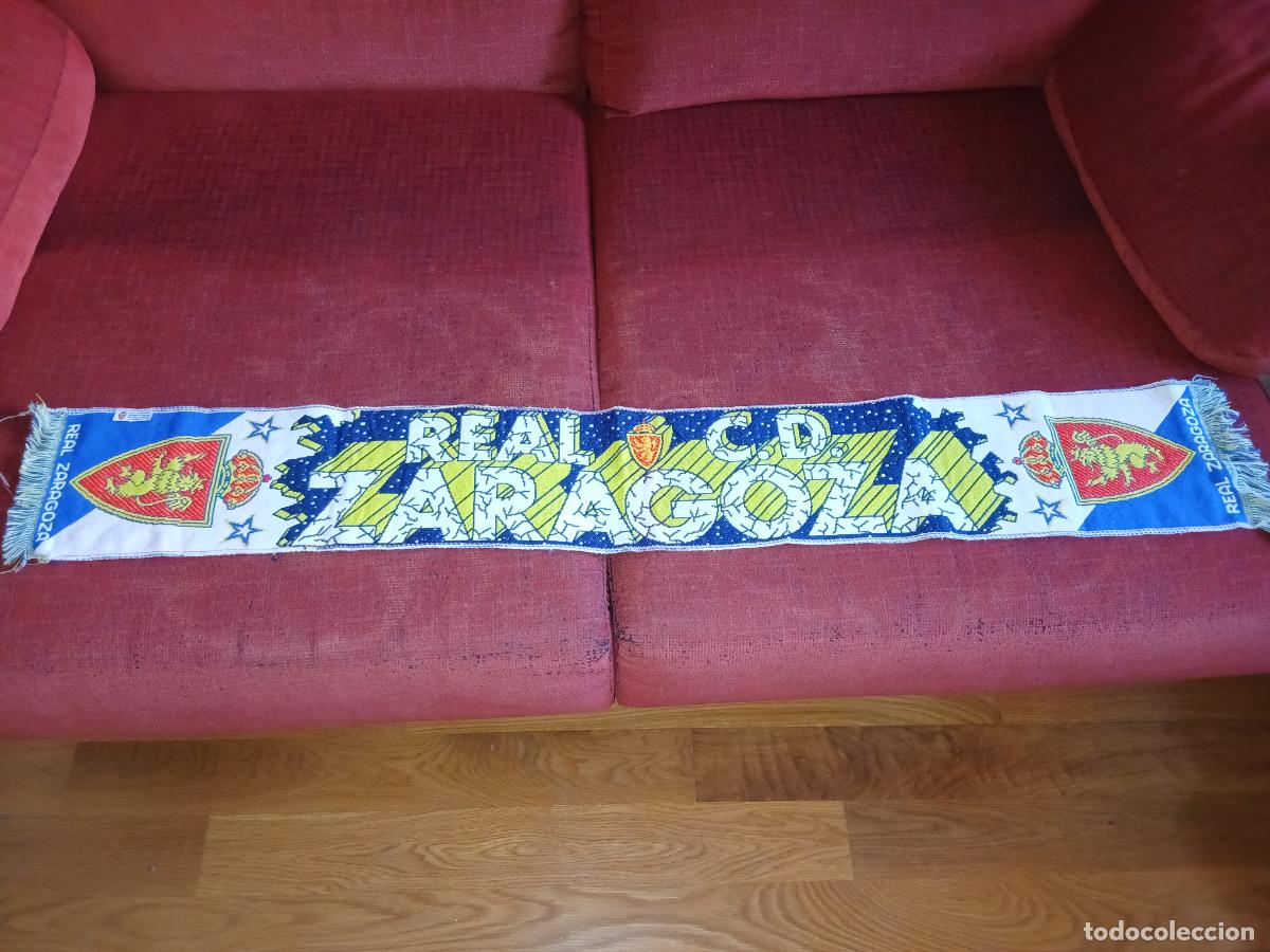 Sports collectibles: Bufanda f&uacute;tbol. Real Zaragoza, producto oficial a&ntilde;os 90