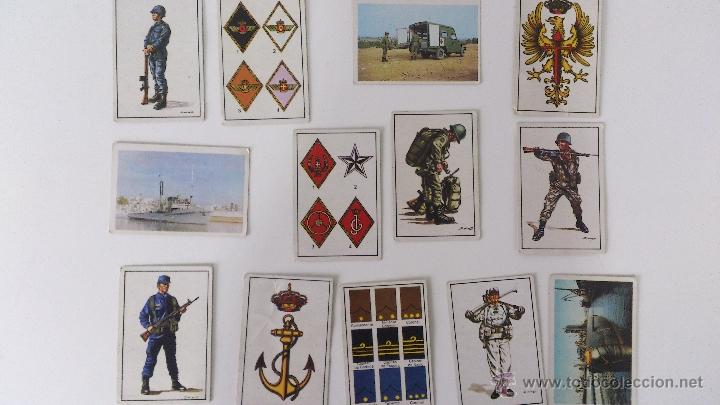 Coleccionismo cromos antiguos: 13 CROMOS DE NUESTROS EJERCITOS. NUNCA PEGADOS. - Foto 1