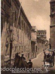 Colecionismo Cromos antigos: POSTAL ORIGINAL DECADA 1930, SALAMANCA, UNA CALLE. LEER. VER TAMA&Ntilde;O Y EXPLICACION.