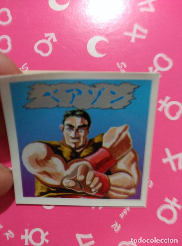 Coleccionismo Cromos antiguos: MONSTRUOS MONSTERS Y ALIENIGENAS DOUBLE CROMO SEAL STICKER NO CROPAN NO BOLLYCAO NO PHOSKITOS