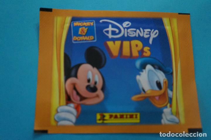 Coleccionismo cromos antiguos: SOBRE DE CROMOS SIN ABRIR DE VIPS DISNEY DE PANINI - Foto 1