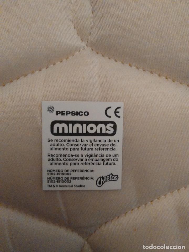 Coleccionismo cromos antiguos: PEGATINA CHEETOS DE LOS MINIONS (N&ordm; 6) - Foto 2