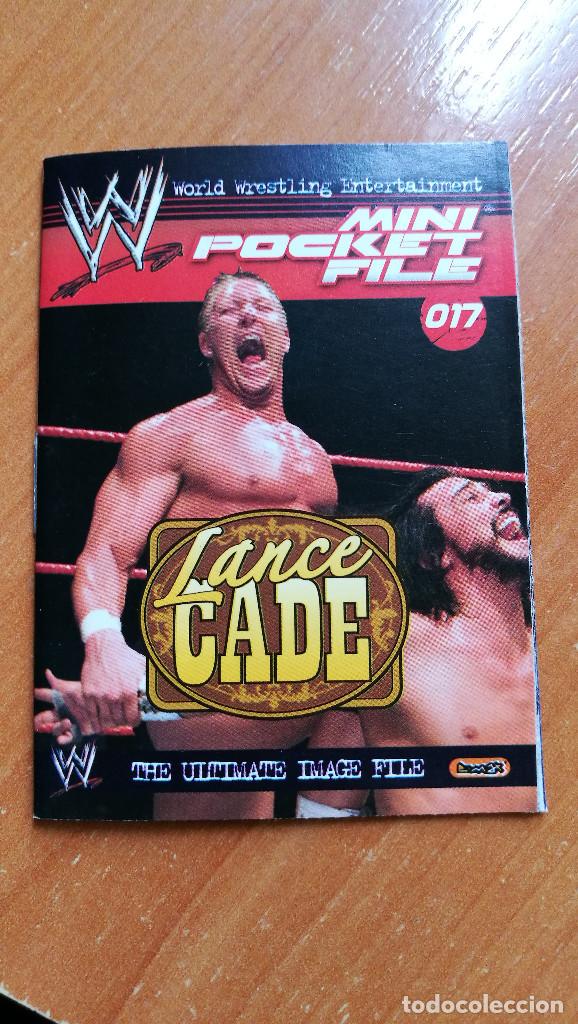 Coleccionismo cromos antiguos: WWE MINI POCKET FILE N&ordm;17 LANCE CADE - Foto 1