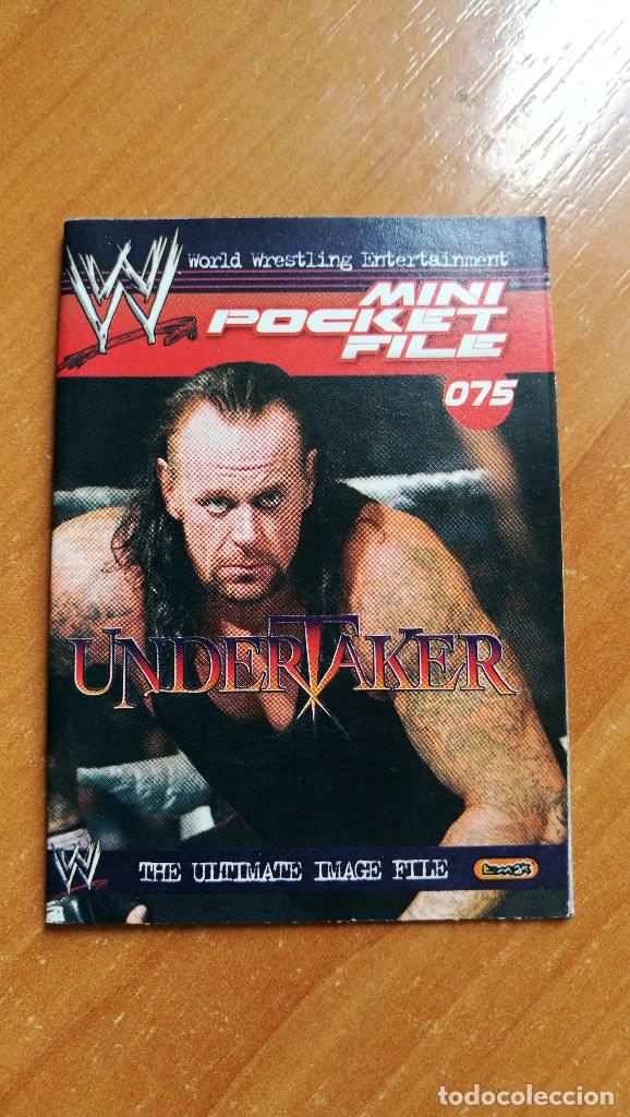 Coleccionismo cromos antiguos: WWE MINI POCKET FILE N&ordm;75 UNDERTAKER - Foto 1
