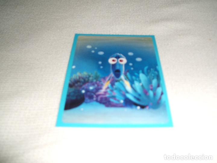 Coleccionismo cromos antiguos: Cromo n&ordm; 11 Buscando a Dory Panini, a&ntilde;o 2016 - Foto 1