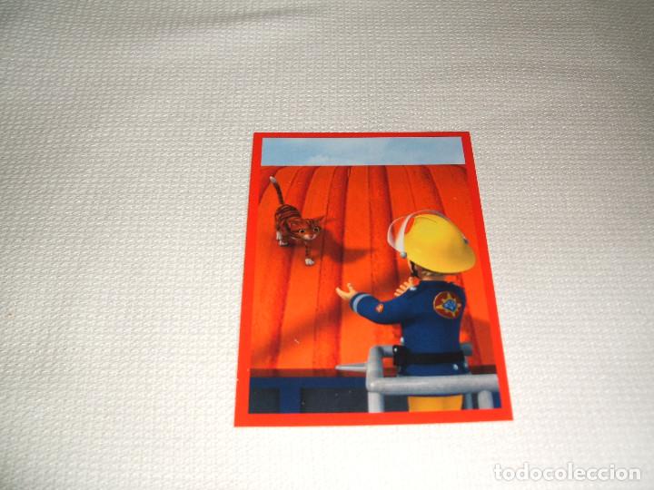 Coleccionismo cromos antiguos: Cromo n&ordm; 90 Sam el bombero, Panini, a&ntilde;o 2016 - Foto 1