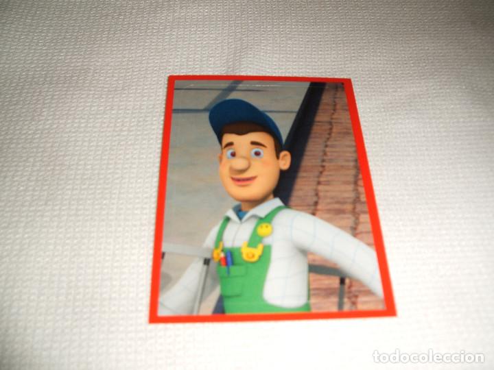 Coleccionismo cromos antiguos: Cromo n&ordm; 117 Sam el bombero, Panini, a&ntilde;o 2016 - Foto 1