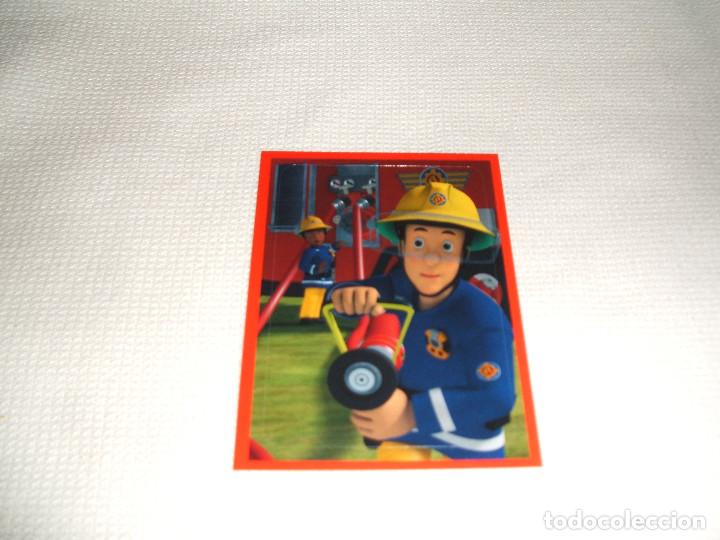 Coleccionismo cromos antiguos: Cromo n&ordm; 143 Sam el bombero, Panini, a&ntilde;o 2016 - Foto 1