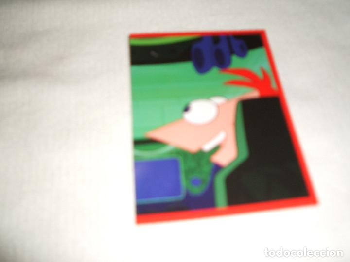 Coleccionismo cromos antiguos: Cromo n&ordm; 17 Phineas y Ferb de Panini, a&ntilde;o 2012 - Foto 1