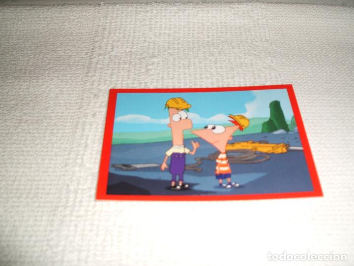 Coleccionismo cromos antiguos: Cromo n&ordm; 19 Phineas y Ferb de Panini, a&ntilde;o 2012 - Foto 1