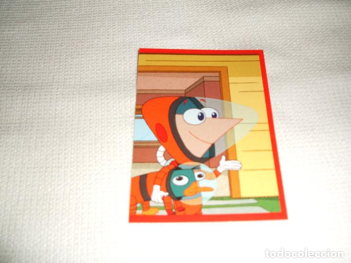 Coleccionismo cromos antiguos: Cromo n&ordm; 24 Phineas y Ferb de Panini, a&ntilde;o 2012 - Foto 1