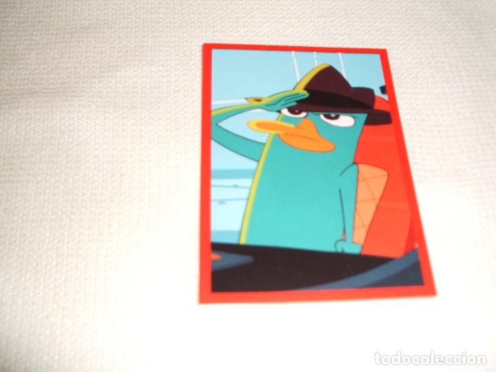 Coleccionismo cromos antiguos: Cromo n&ordm; 30 Phineas y Ferb de Panini, a&ntilde;o 2012 - Foto 1