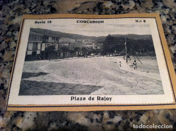 Collectable Antique Stickers: CROMO BELLEZAS DE GALICIA (CORCUBI&Oacute;N, SERIE 15, N&ordm; 8) PLAZA RAJOY (PEGADO AL CART&Oacute;N ORIGINAL)