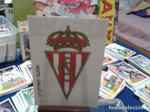 Coleccionismo Cromos antiguos: PANINI LIGA DE FUTBOL PROFESIONAL 94-95 R. SPORTING GIJON ( ESCUDO ) N&ordm; 271