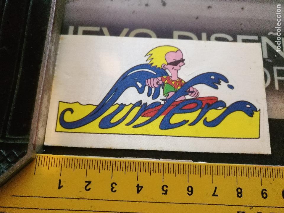 Collectable Antique Stickers: antigua pegatina de tela . surfers - suf - surferos