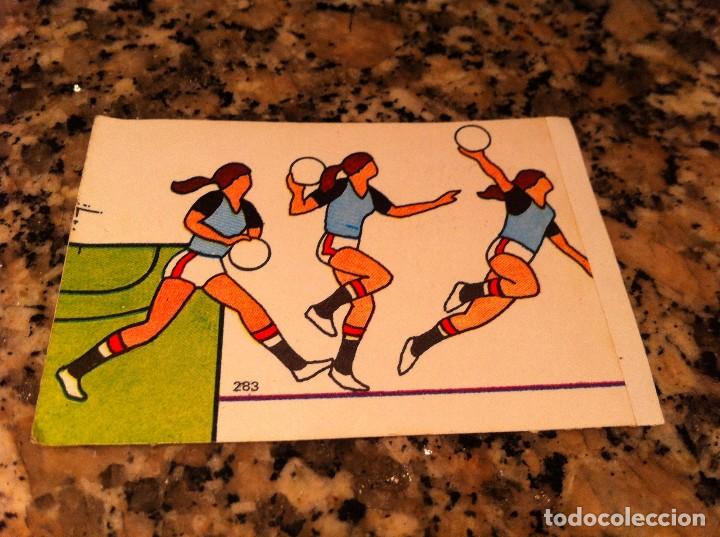 Collectable Antique Stickers: CROMO ADHESIVO. JUEGO FEMENINO CON PELOTA (N&ordm; 283) MEDIDAS: 8 x 6cm. SIN USO