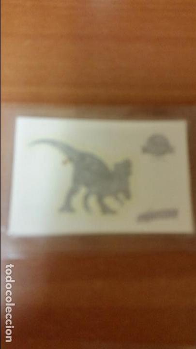 Coleccionismo cromos antiguos: CROMO PEGATINA PHOSKITOS (JURASSK WORLD ) TATTOO NUEVO SIN ABRIR